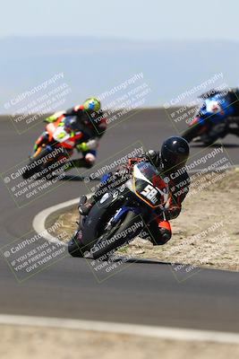 media/Jun-07-2025-TrackDaz (Sat) [[4413525952]]/A Group/12pm (Turn 2)/